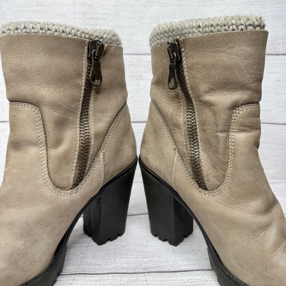 Steve Madden Sweaterr Taupe Leather Knit Collar‎ Block Heel Ankle Boots 7.5 - Picture 6 of 10